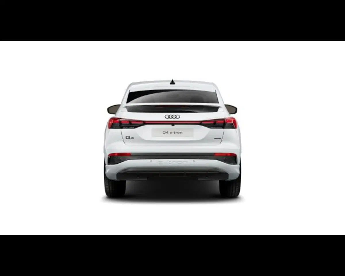 Audi Q4 Sportback nuova a Treviso (5)