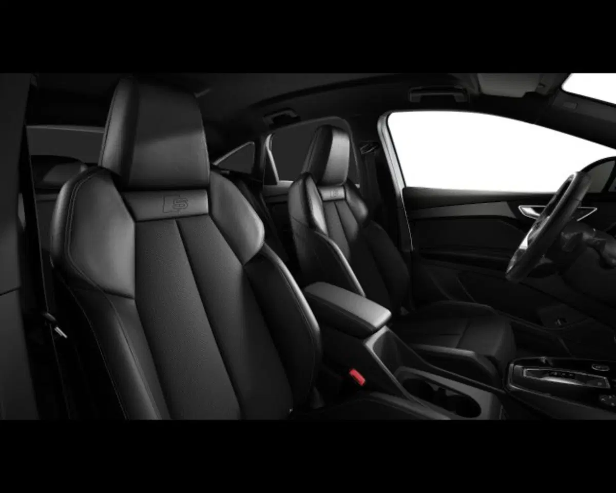 Audi Q4 Sportback nuova a Treviso (8)