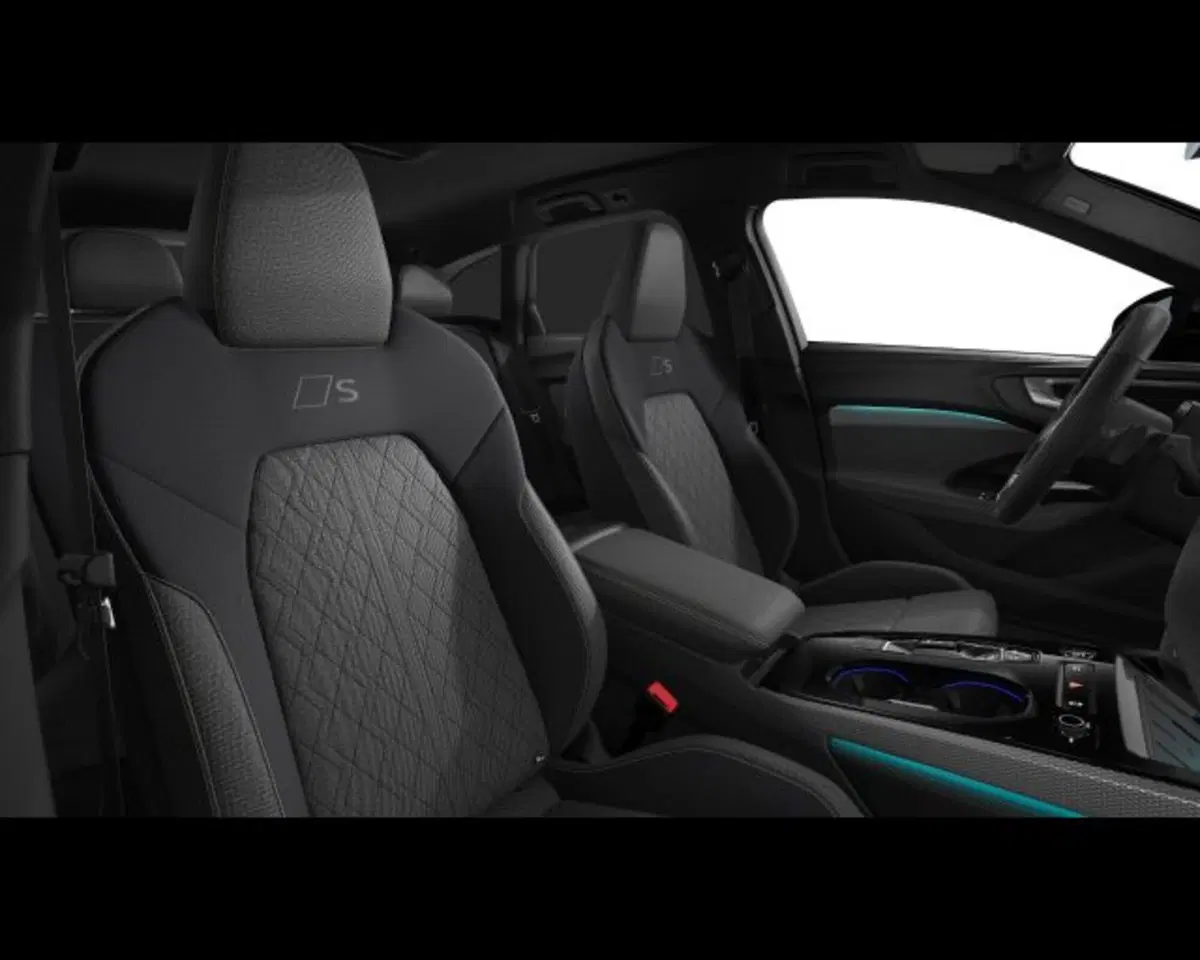 Audi A4 Avant nuova a Treviso (7)