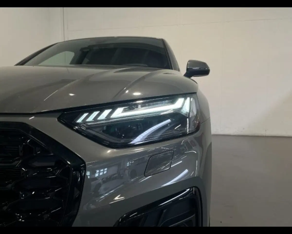 Audi Q5 Sportback nuova a Treviso (12)