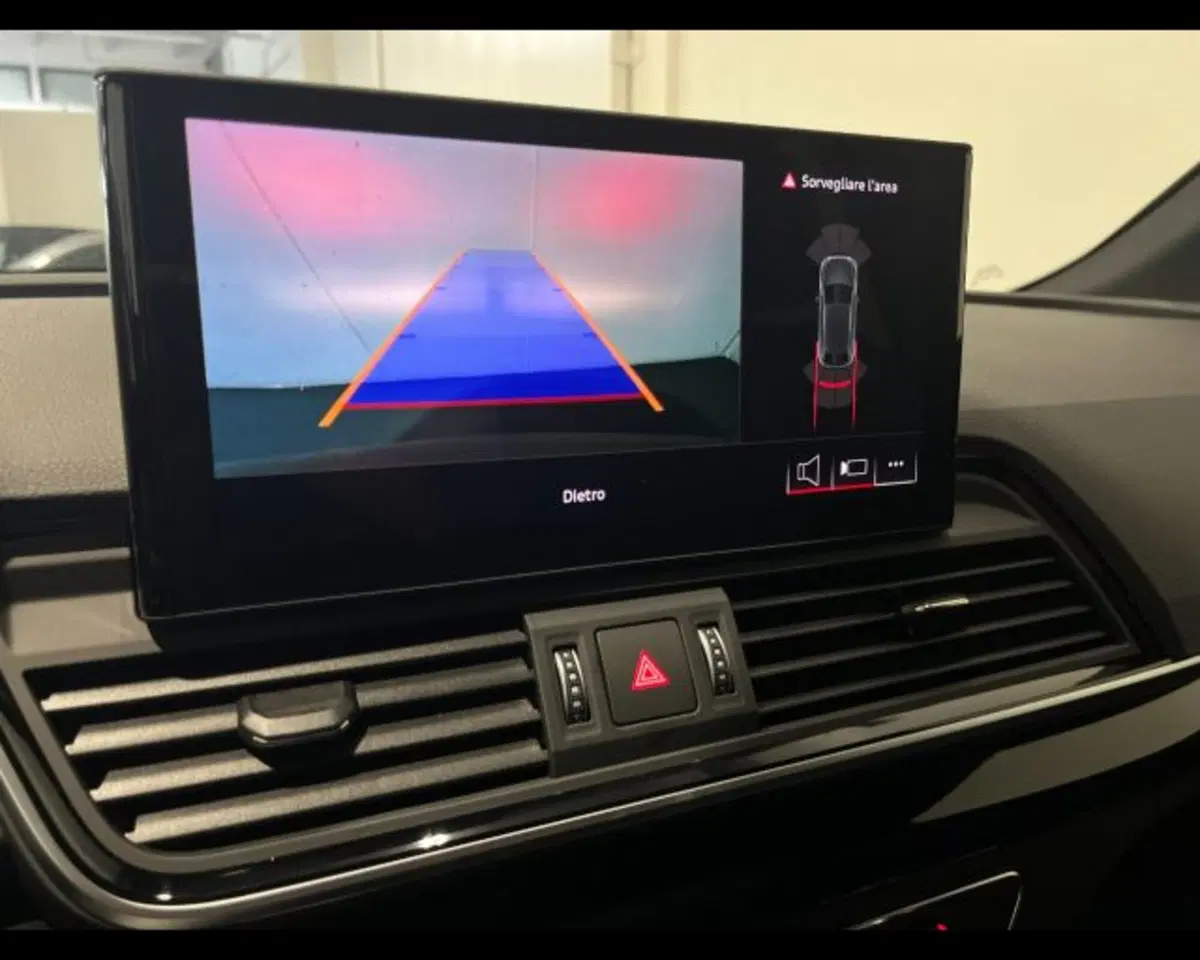 Audi Q5 Sportback nuova a Treviso (7)