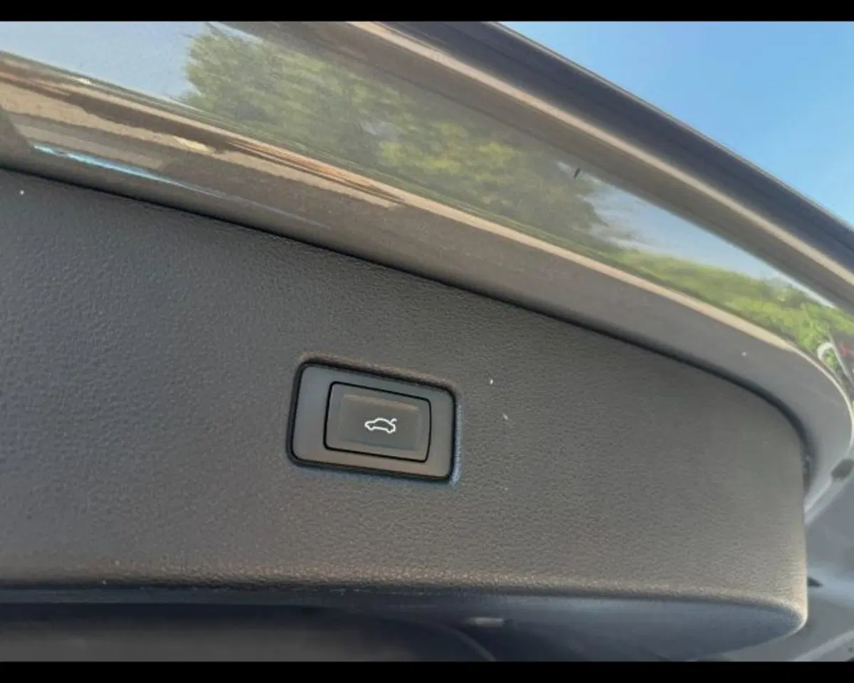 Audi Q5 Sportback usata a Treviso (11)