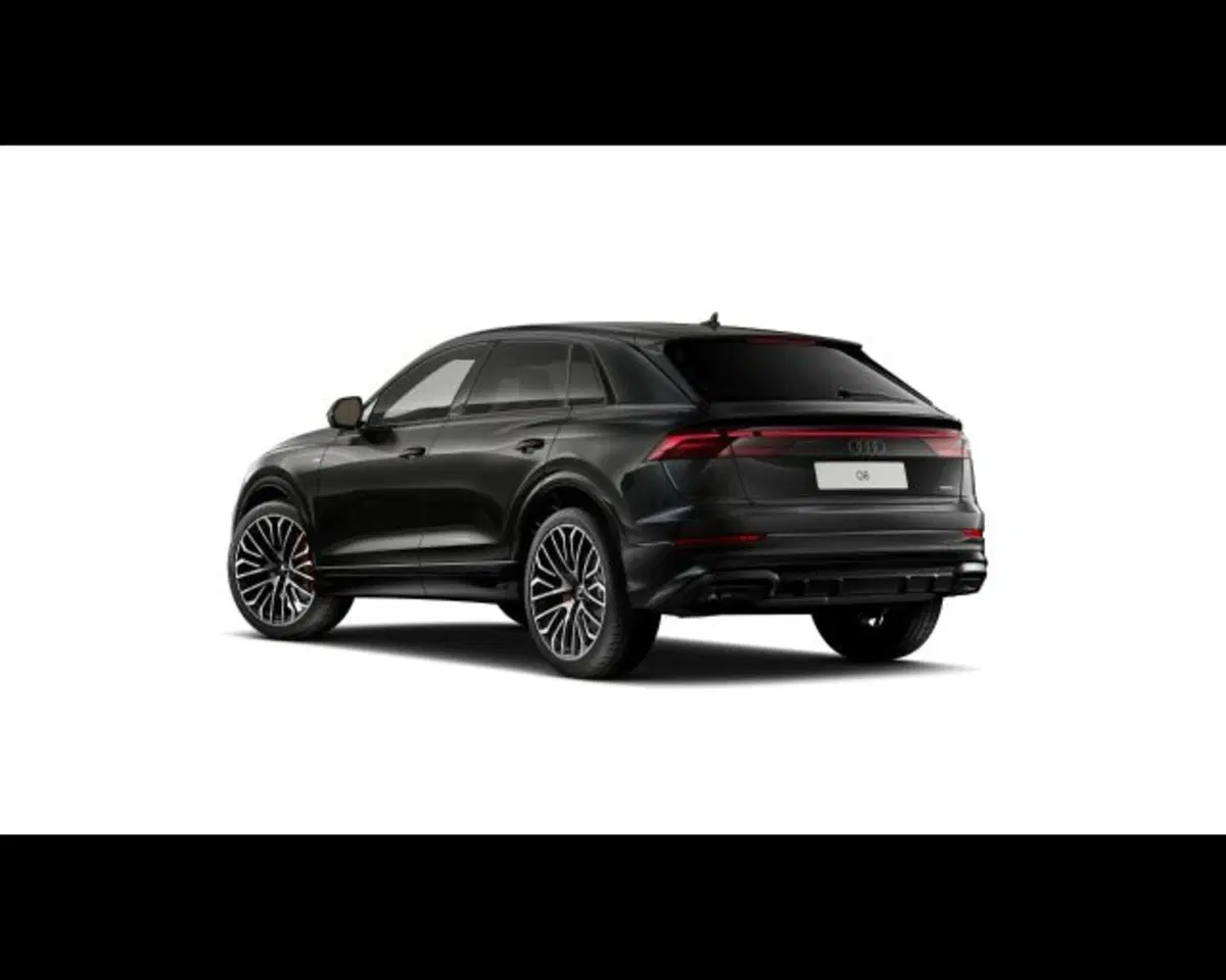 Audi Q8 nuova a Treviso (4)