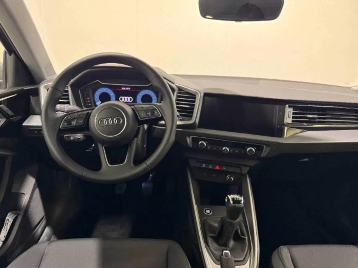 Audi A1 Sportback nuova a Treviso (4)