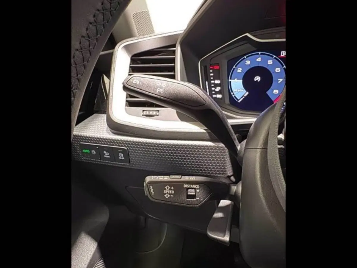 Audi A1 Sportback nuova a Treviso (8)