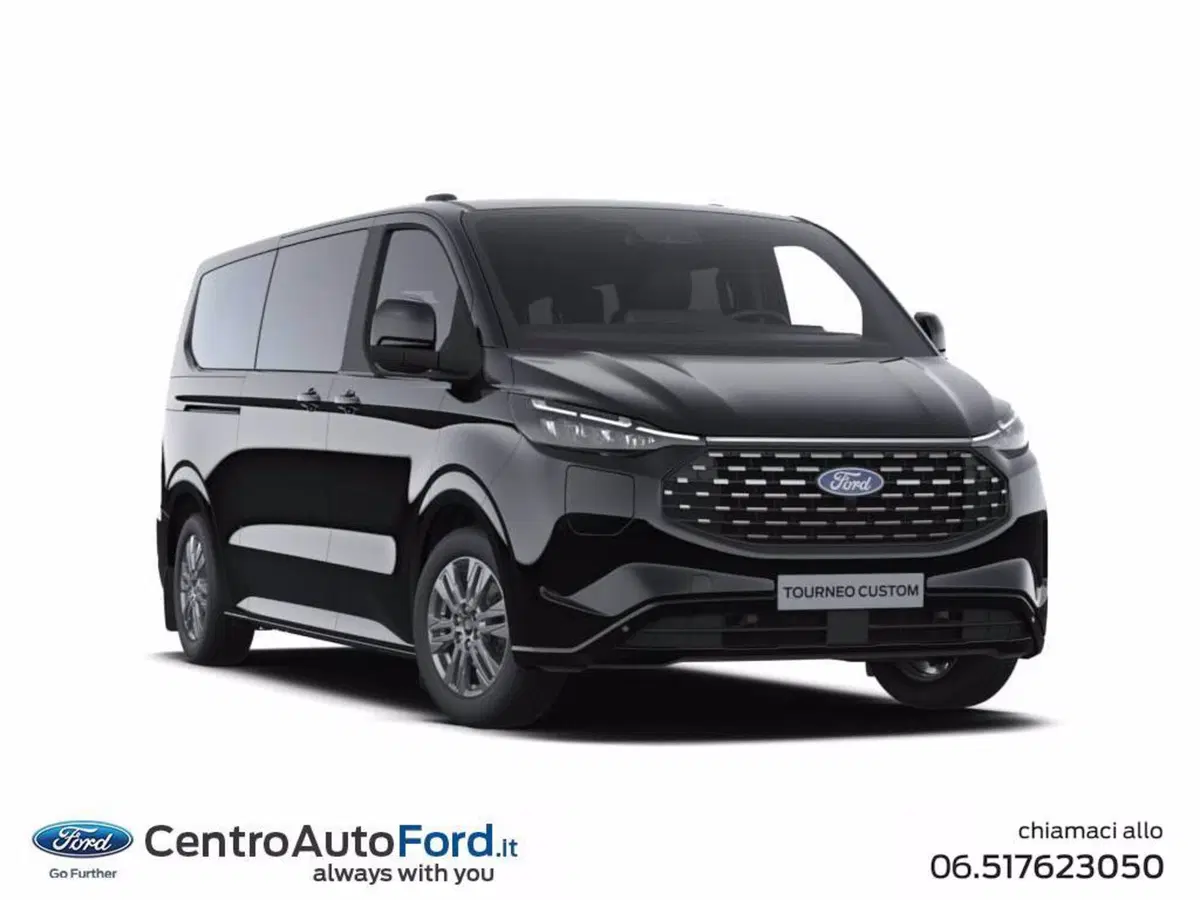 Ford Tourneo Custom nuova a Roma