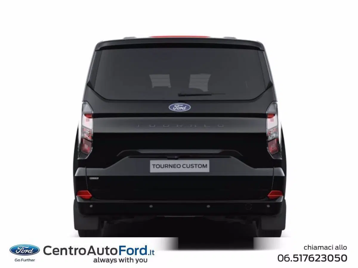 Ford Tourneo Custom nuova a Roma (4)