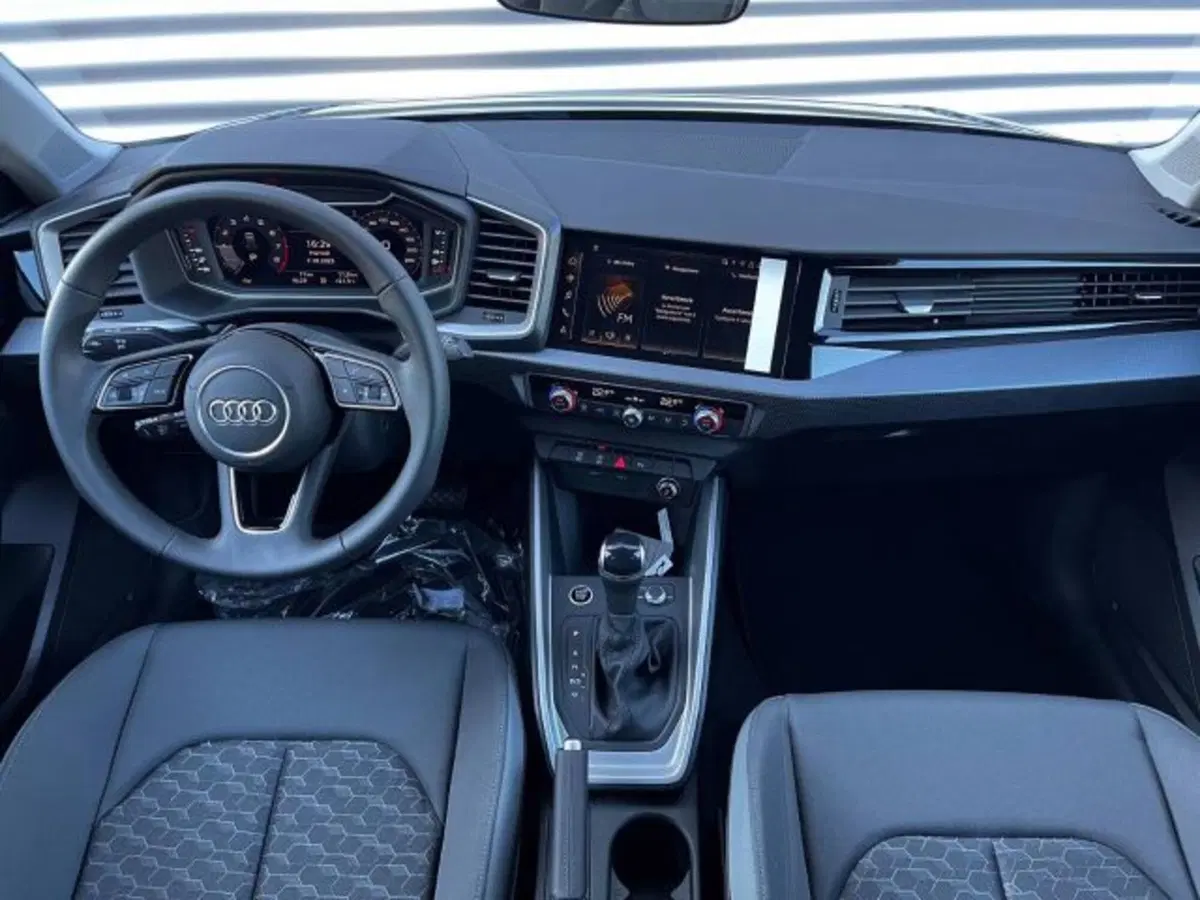 Audi A1 Sportback nuova a Treviso (4)