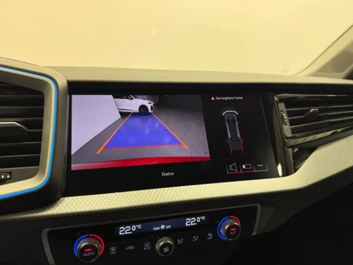 Audi A1 allstreet usata a Treviso (7)