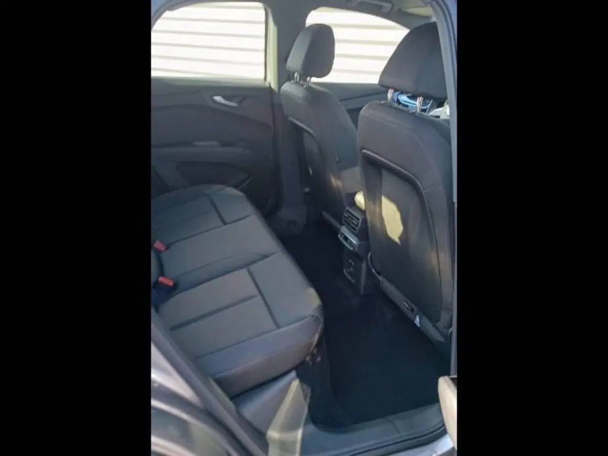 Audi Q4 Sportback usata a Treviso (8)