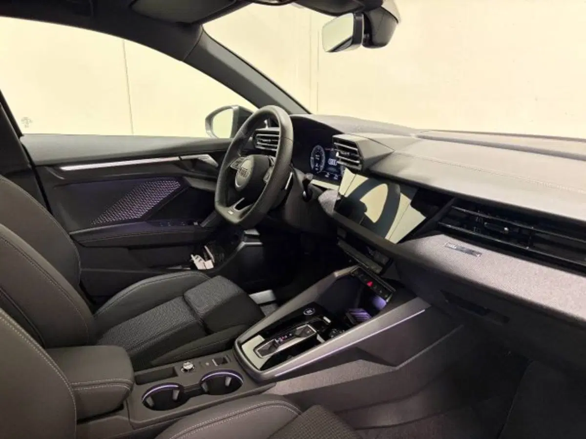Audi A3 allstreet nuova a Treviso (3)