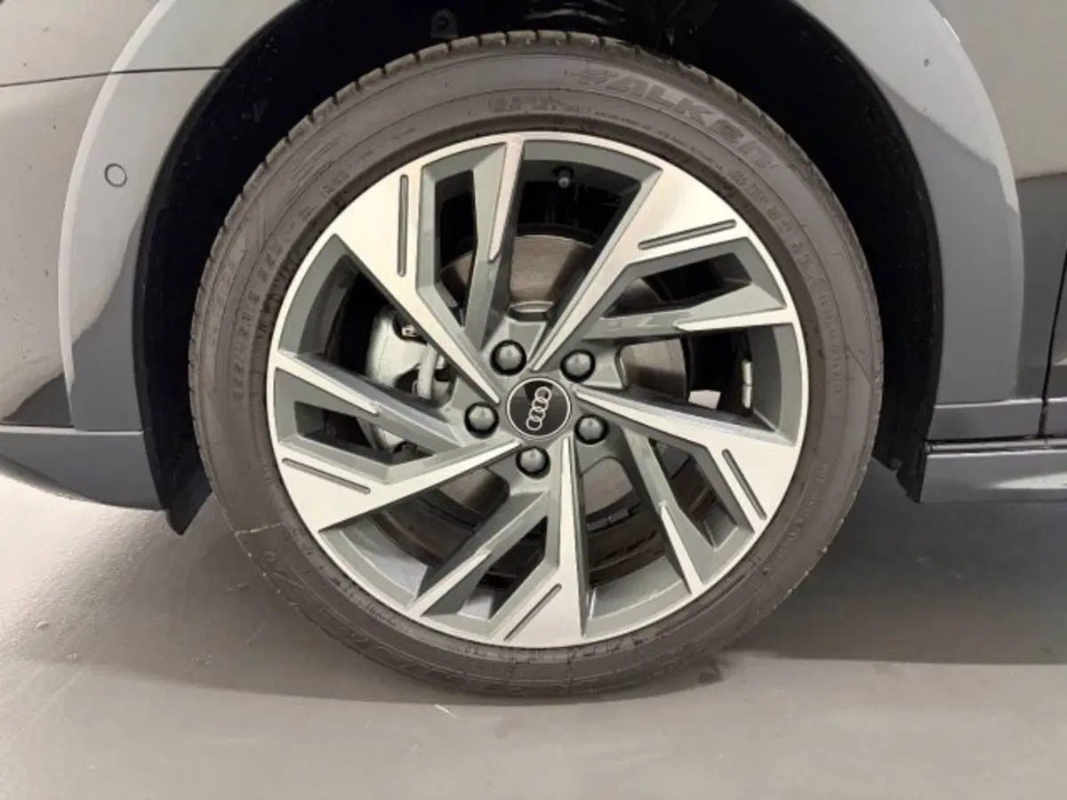 Audi A3 allstreet nuova a Treviso (9)