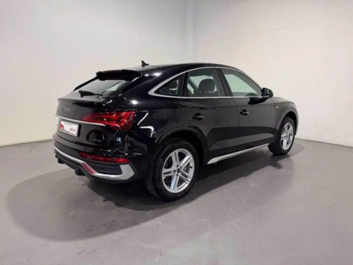 Audi Q5 Sportback nuova a Treviso (2)