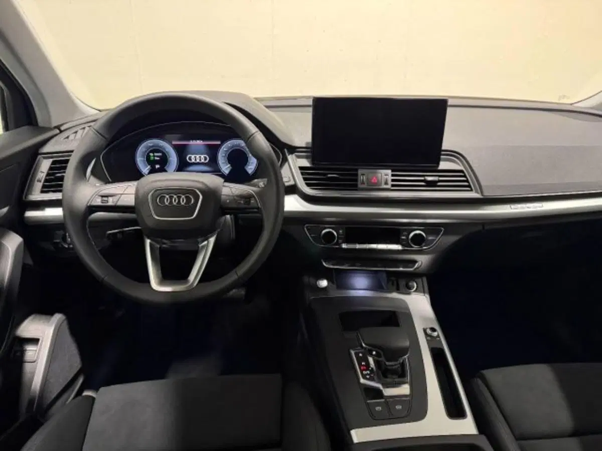 Audi Q5 Sportback nuova a Treviso (3)