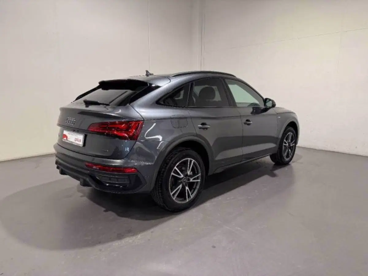 Audi Q5 Sportback nuova a Treviso (2)