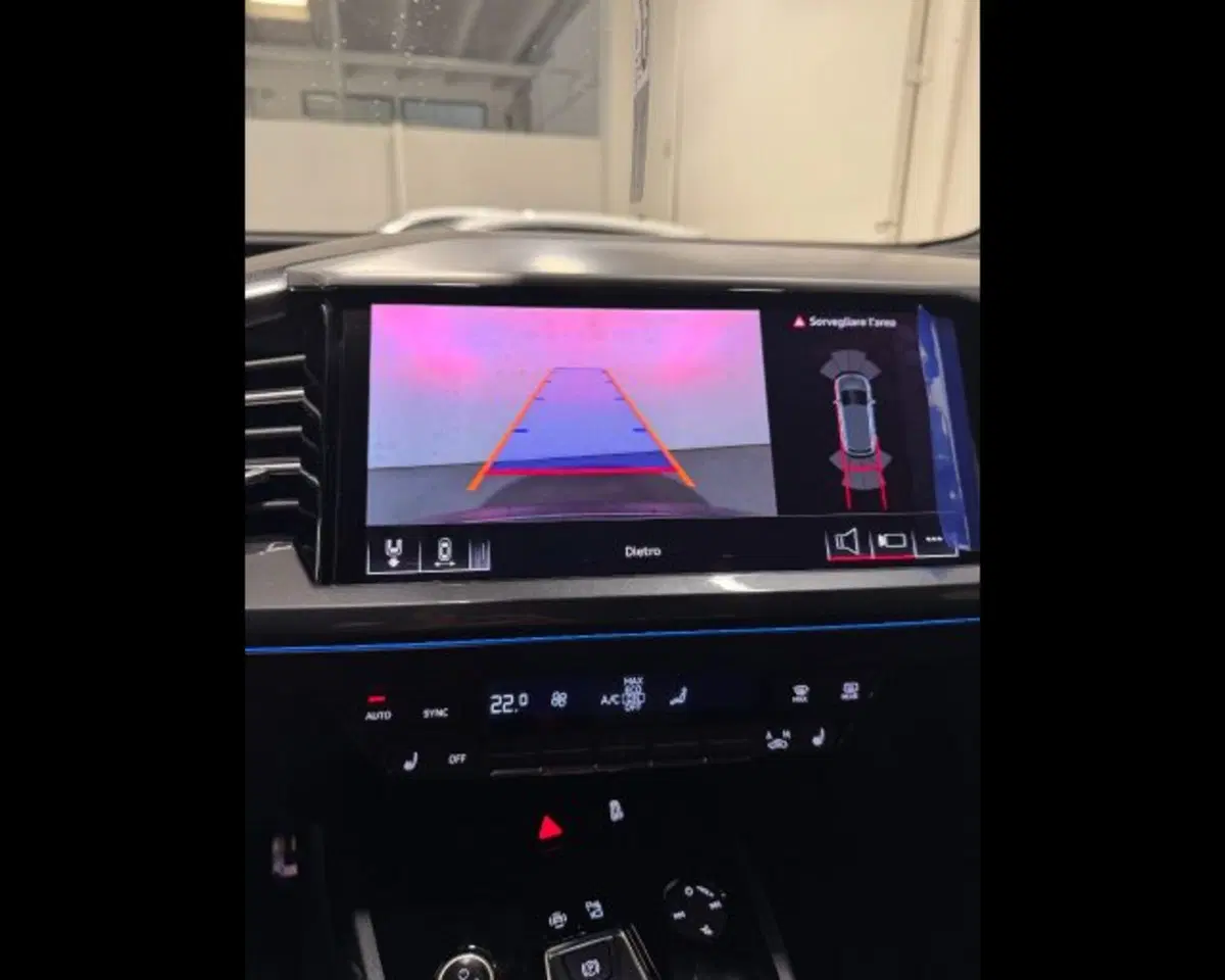 Audi Q4 usata a Treviso (7)