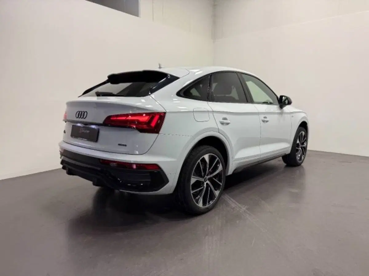 Audi Q5 Sportback nuova a Treviso (2)