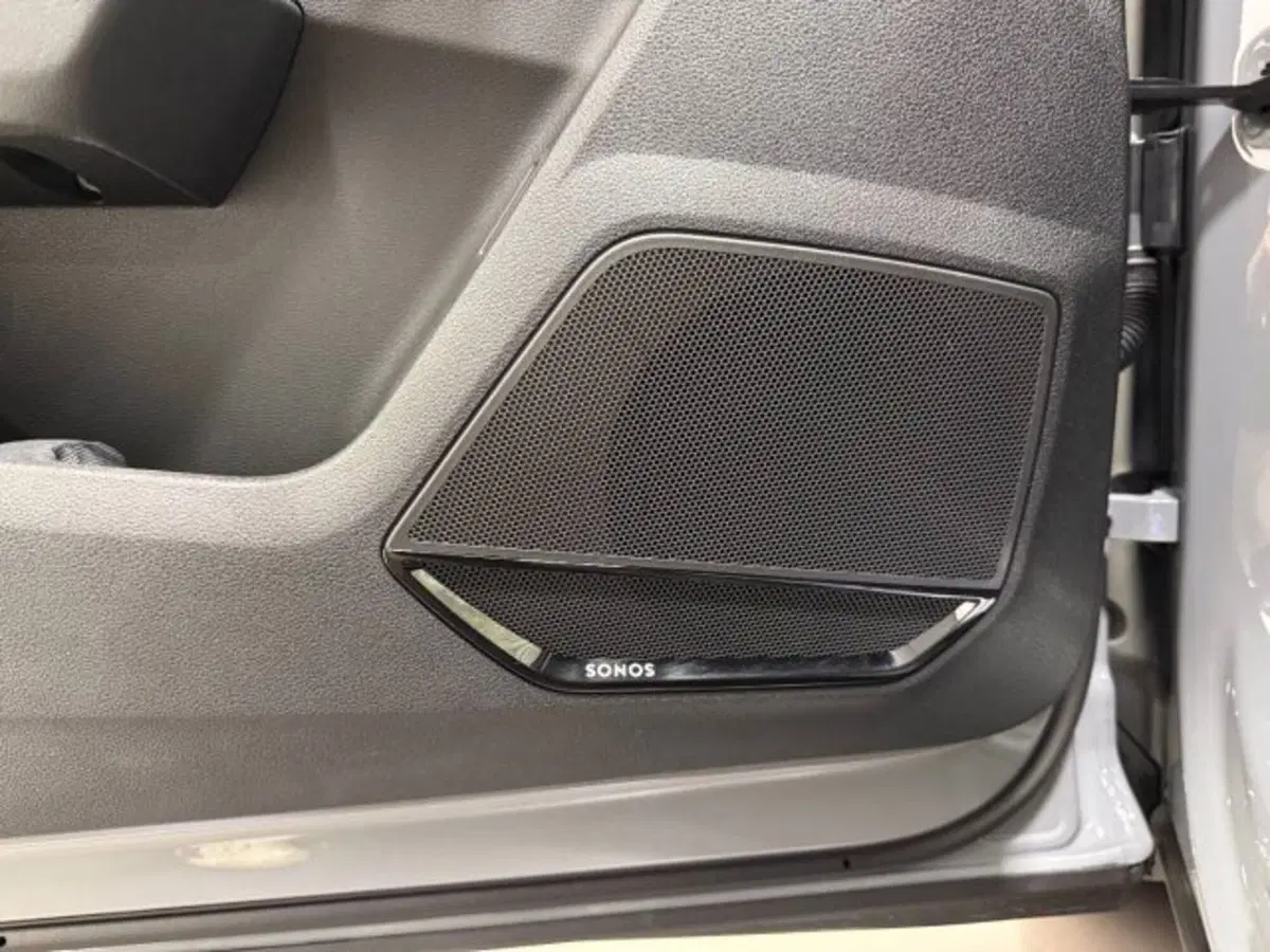 Audi Q3 Sportback nuova a Treviso (8)