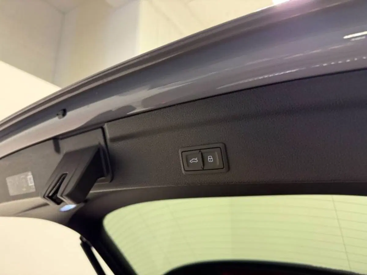 Audi Q3 Sportback nuova a Treviso (9)