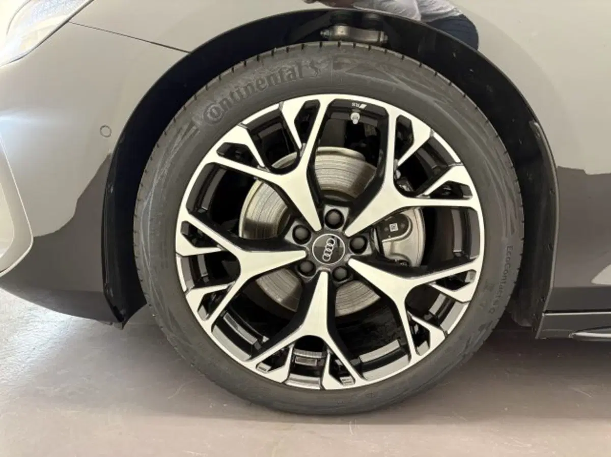 Audi A6 Avant nuova a Treviso (15)