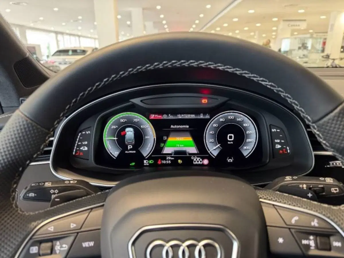 Audi Q7 nuova a Treviso (5)