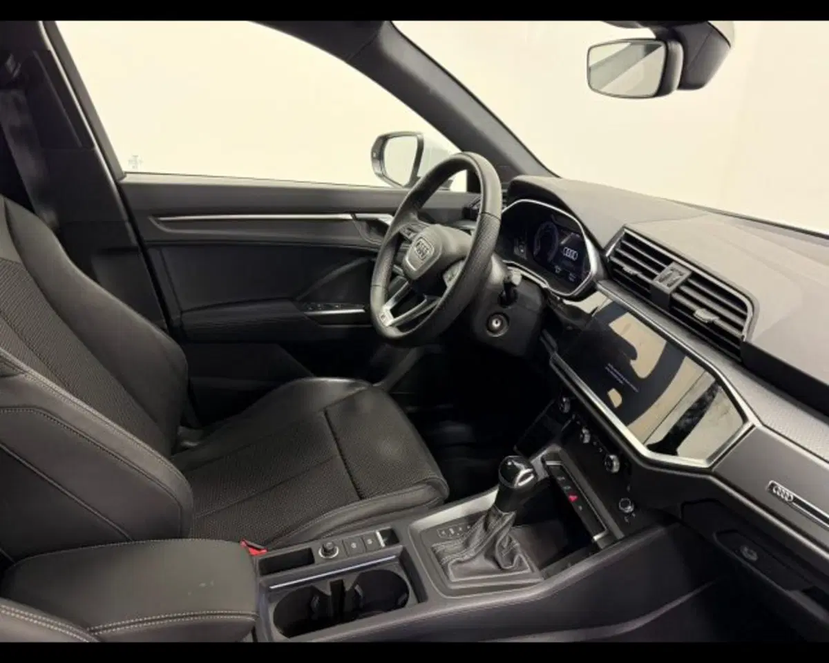 Audi Q3 Sportback usata a Treviso (3)