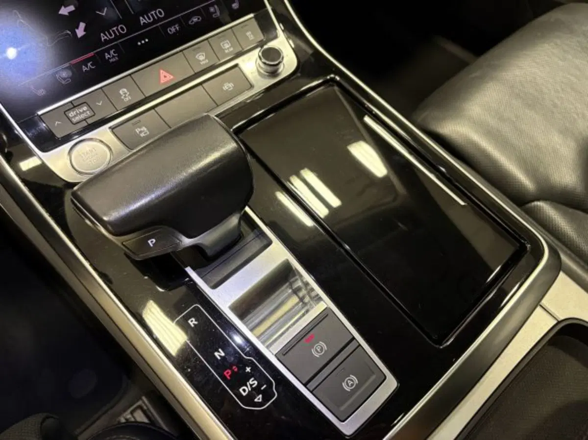 Audi Q8 usata a Treviso (10)
