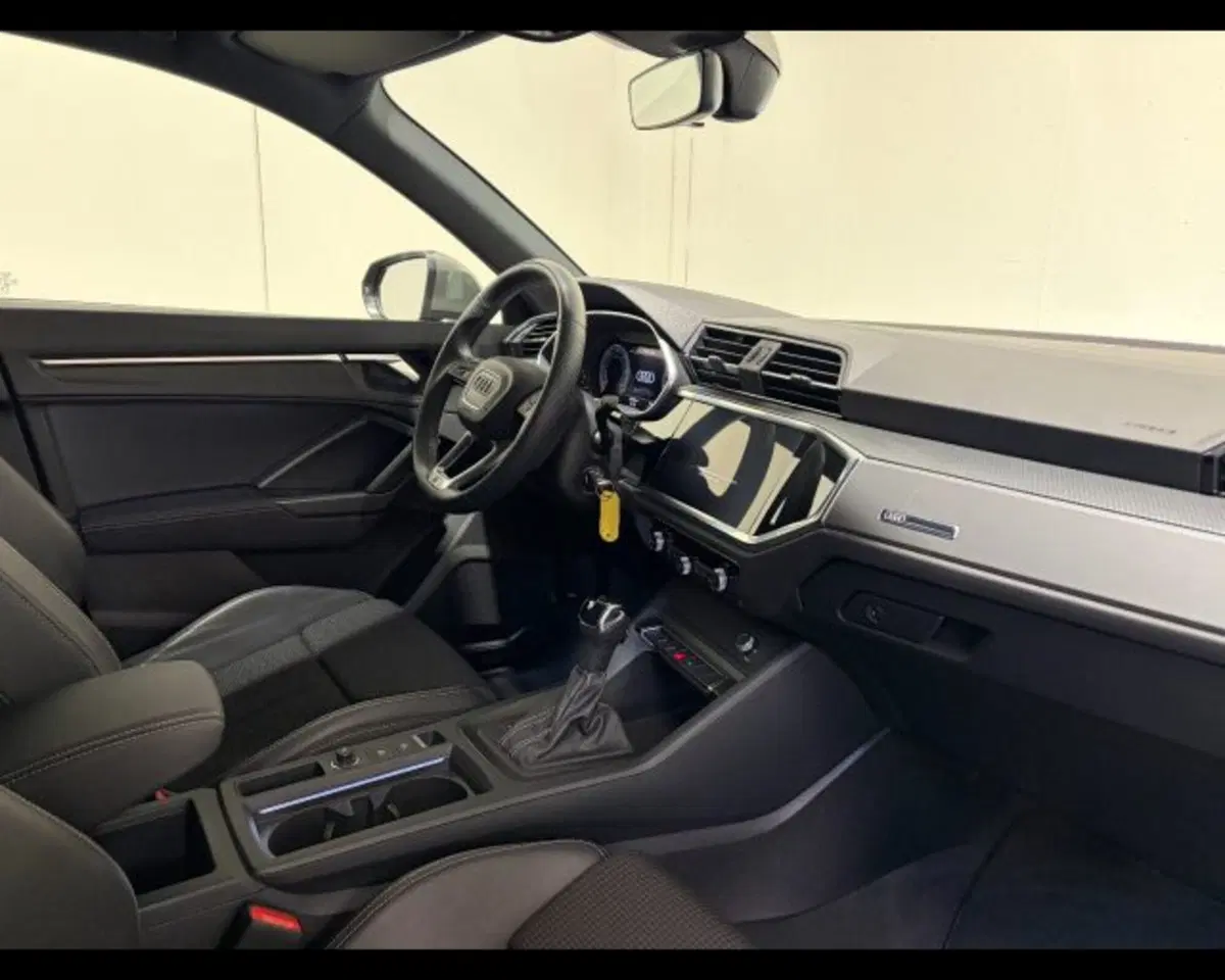 Audi Q3 Sportback usata a Treviso (3)