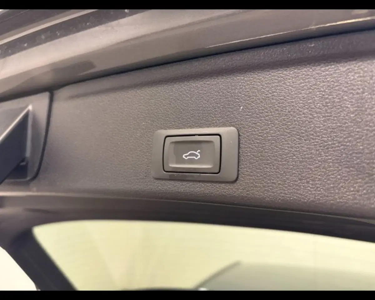 Audi A4 Avant usata a Treviso (9)