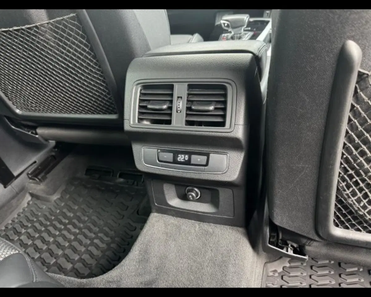 Audi Q5 Sportback usata a Treviso (10)