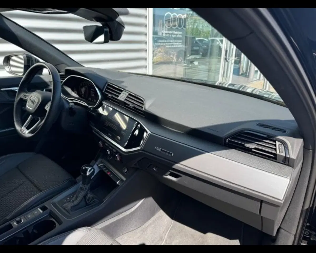 Audi Q3 Sportback usata a Treviso (3)