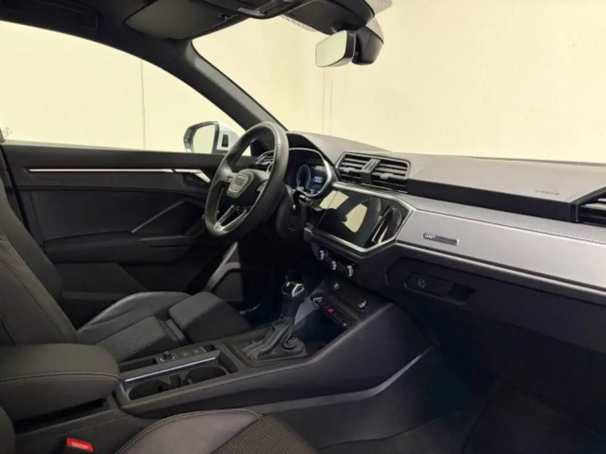 Audi Q3 Sportback usata a Treviso (4)