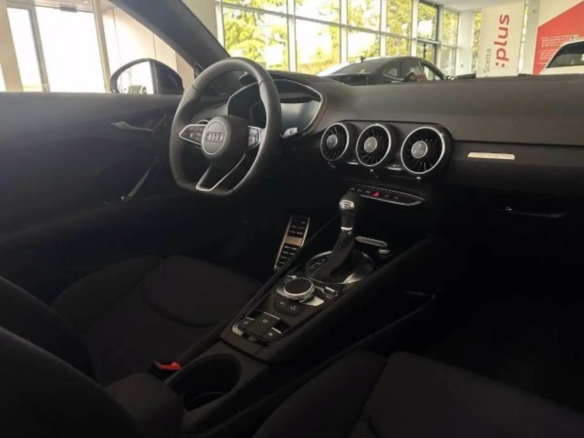 Audi TT Cabrio nuova a Treviso (3)