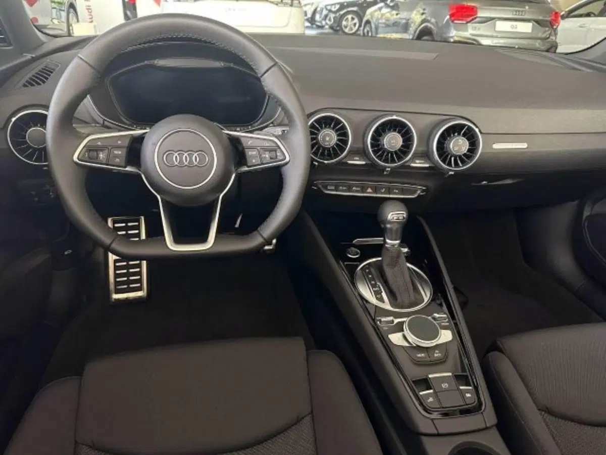 Audi TT Cabrio nuova a Treviso (4)