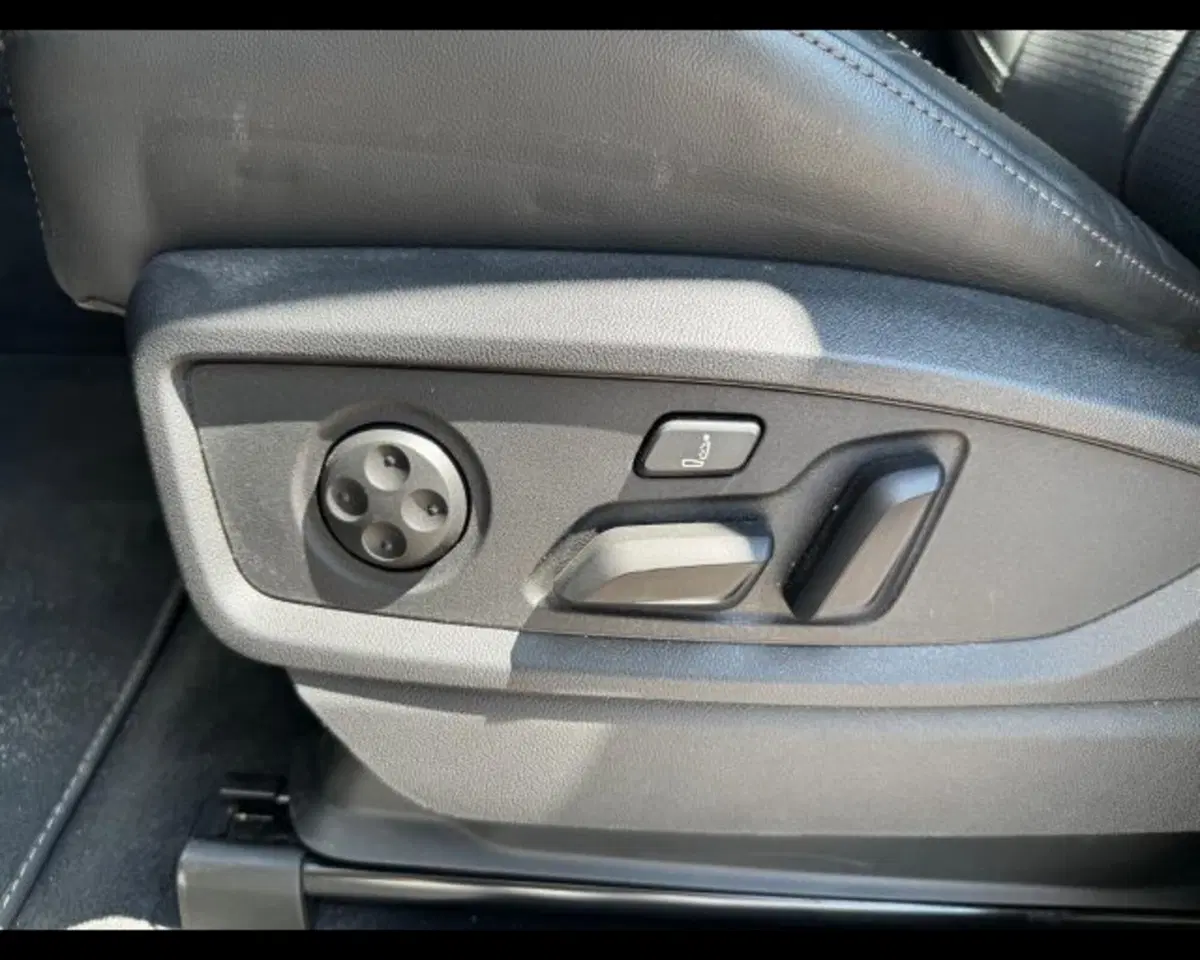 Audi Q5 Sportback usata a Treviso (8)