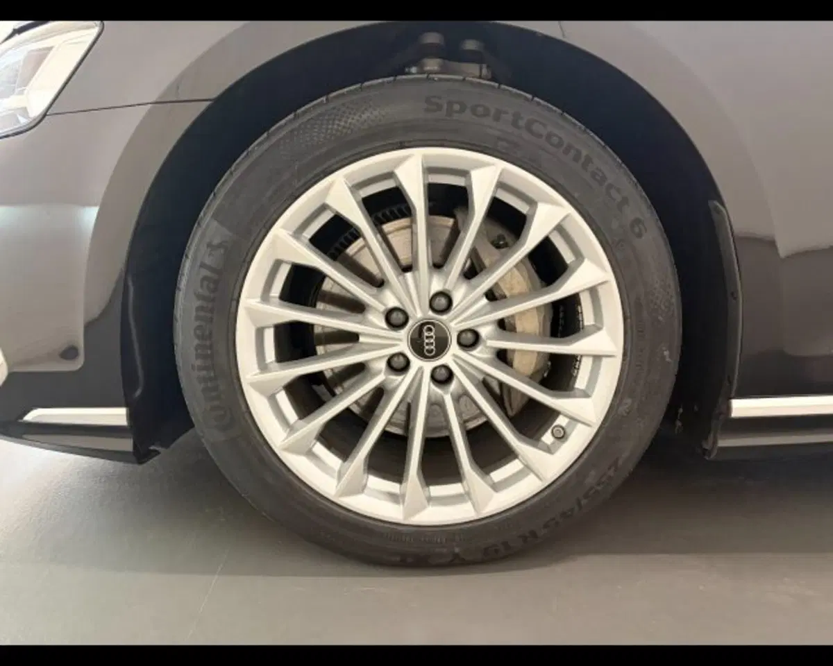 Audi A8 usata a Treviso (14)