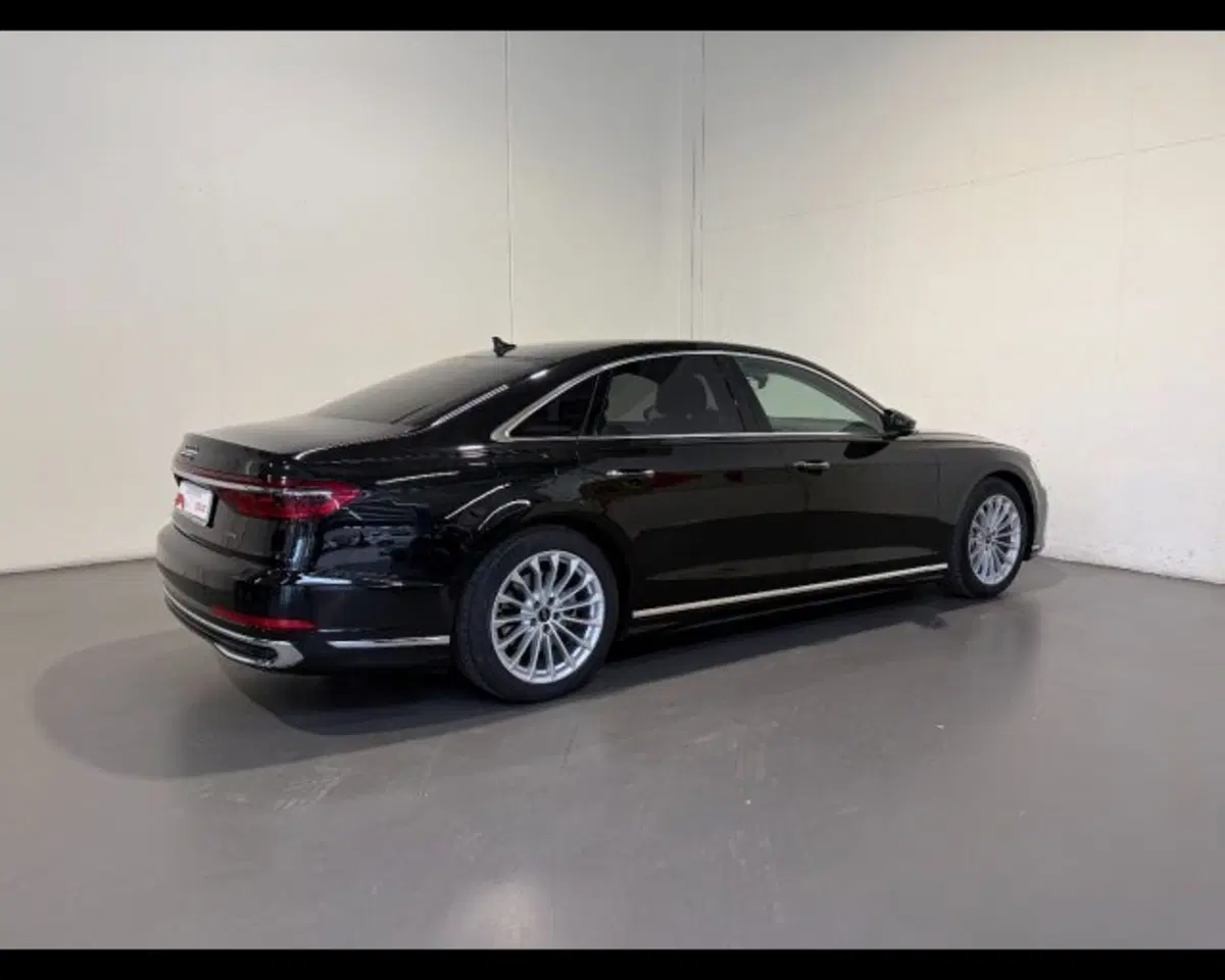 Audi A8 usata a Treviso (2)