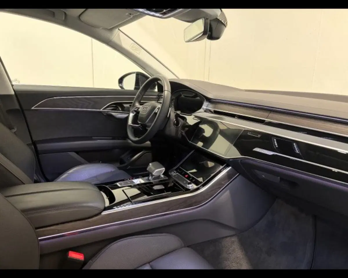 Audi A8 usata a Treviso (3)
