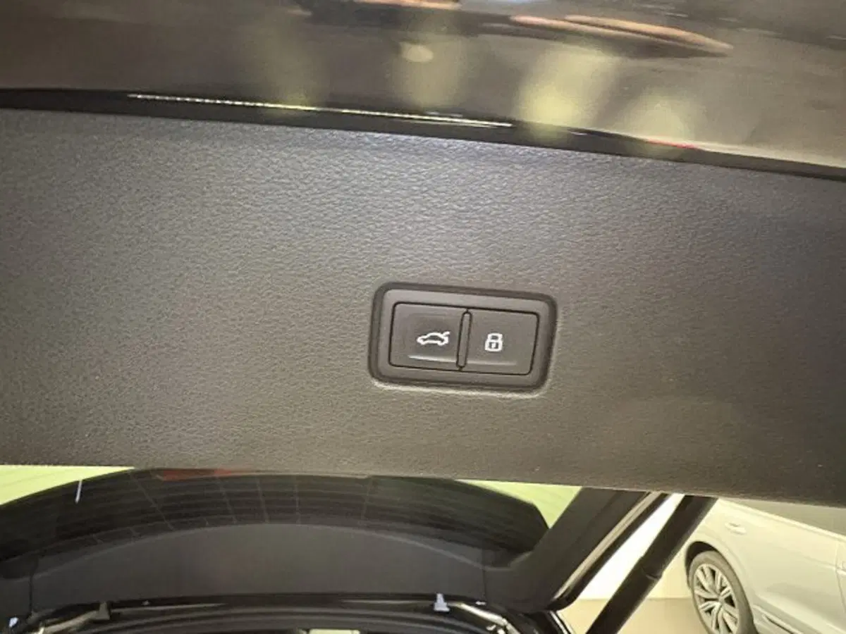 Audi Q8 usata a Treviso (13)