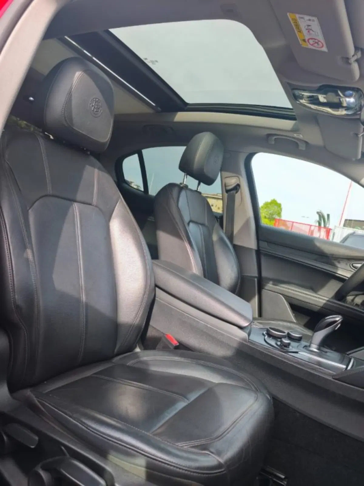 Alfa Romeo Stelvio usata a Firenze (14)