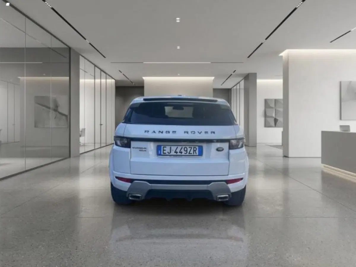 Land Rover Range Rover Evoque usata a Lucca (4)