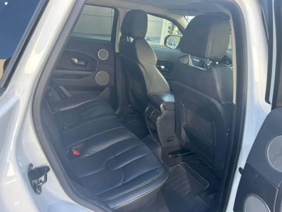 Land Rover Range Rover Evoque usata a Lucca (8)