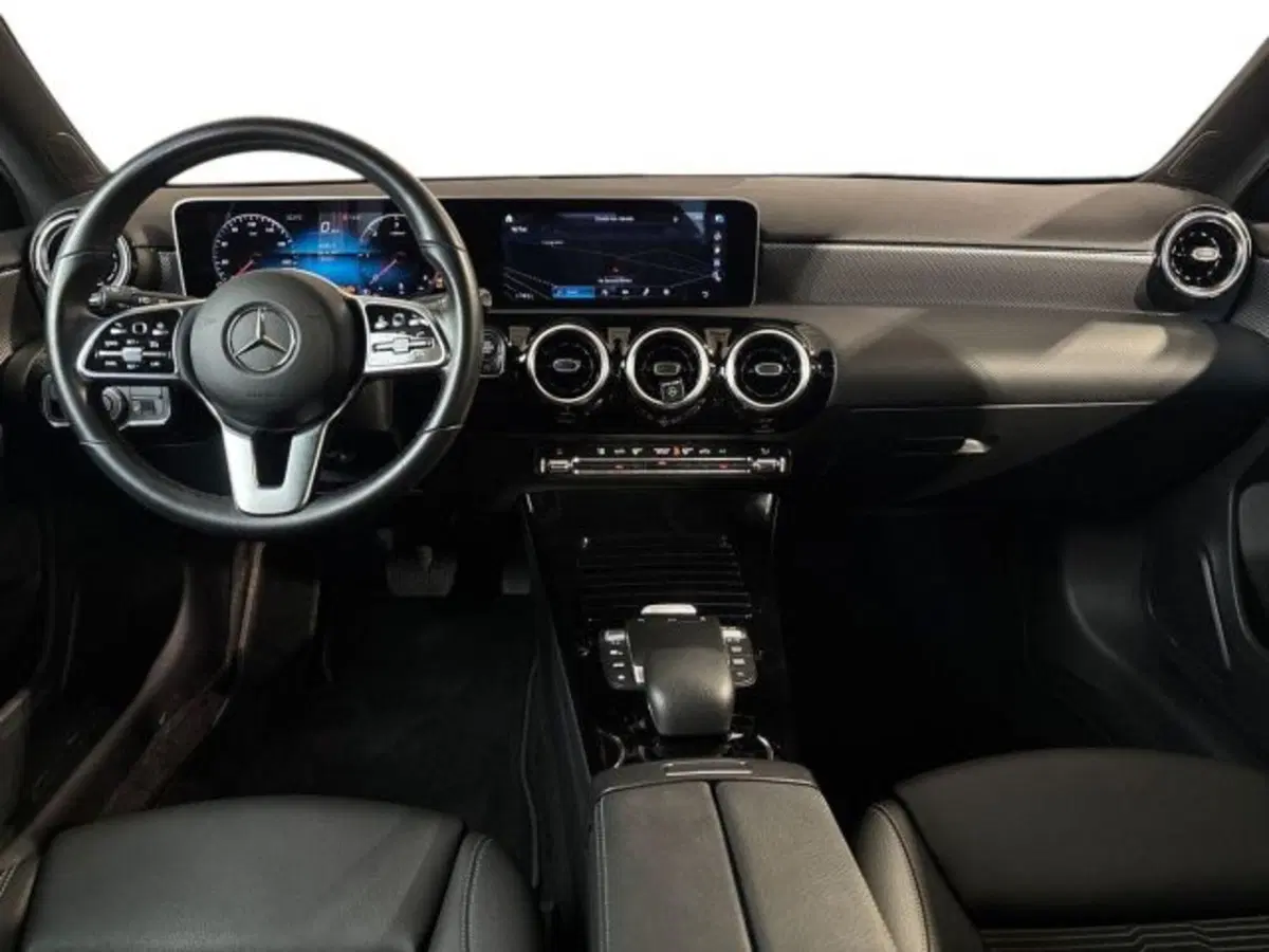 Mercedes-Benz Classe A Sedan usata a Bologna (9)