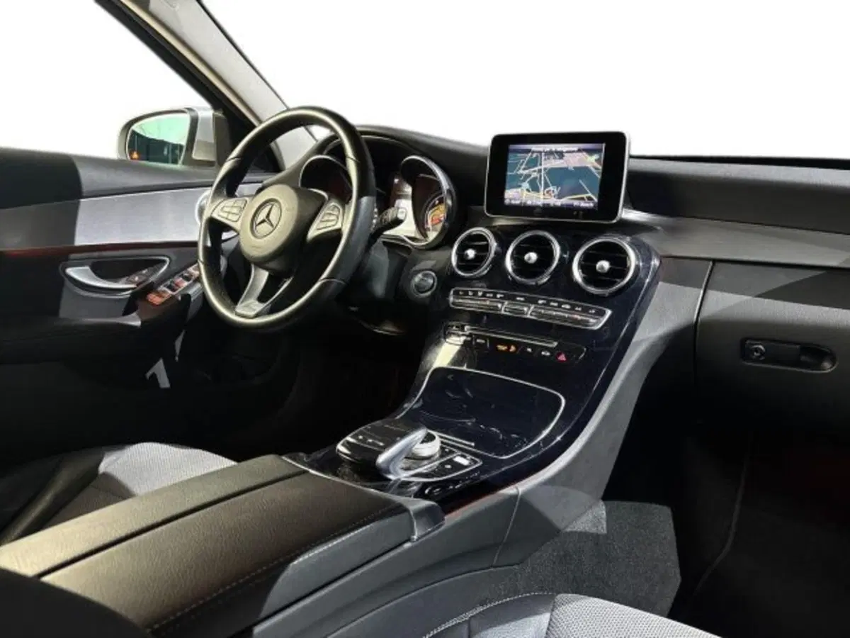 Mercedes-Benz CLS Shooting Brake usata a Bologna (15)