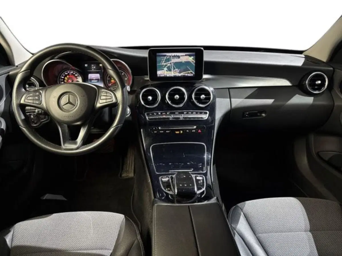 Mercedes-Benz CLS Shooting Brake usata a Bologna (9)