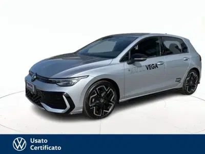 Volkswagen Golf Variant 1.5 etsi R-Line 150cv dsg del 2026 usata a Arzignano