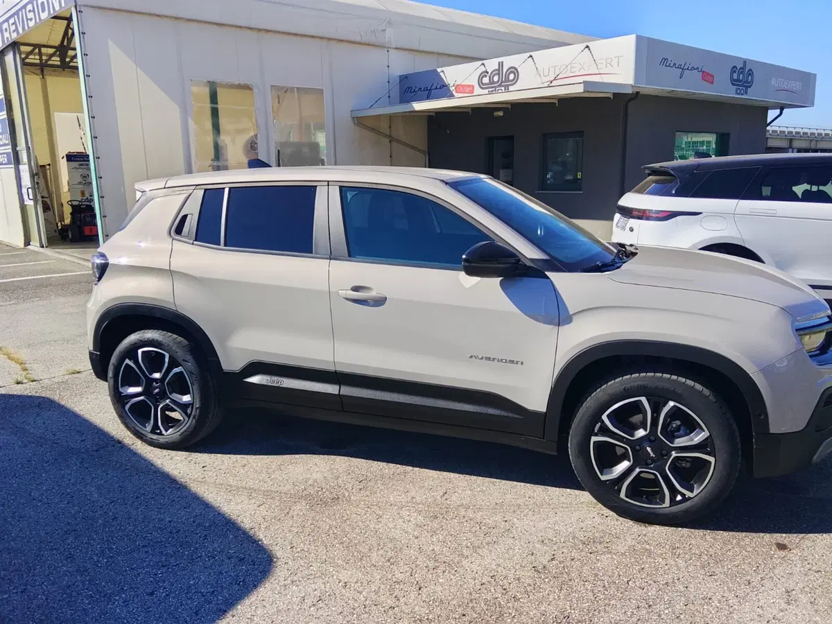 Jeep Avenger usata a Perugia (4)