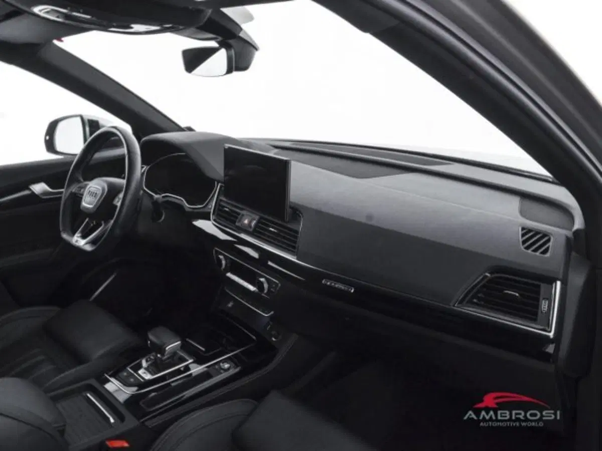 Audi SQ5 Sportback usata a Perugia (12)