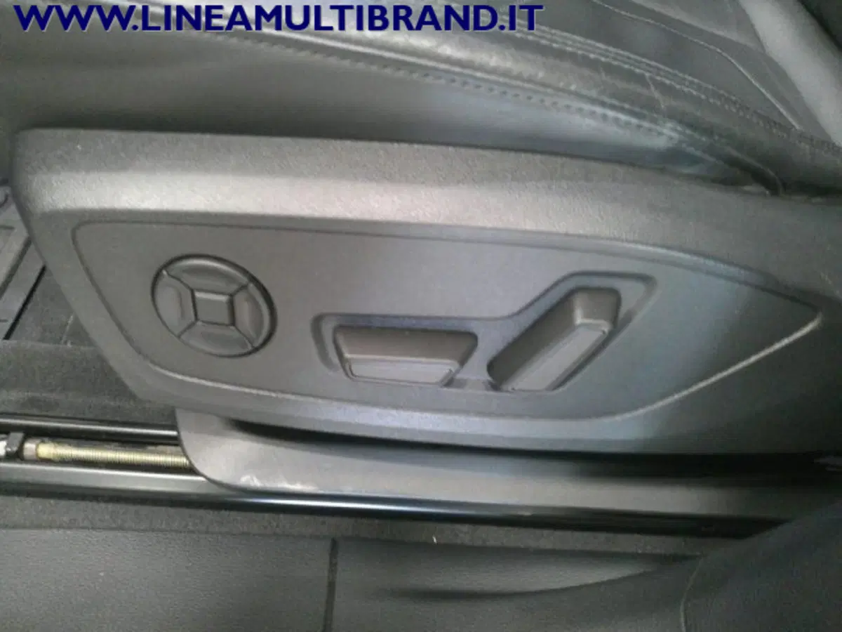 Audi Q3 Sportback usata a Piacenza (10)