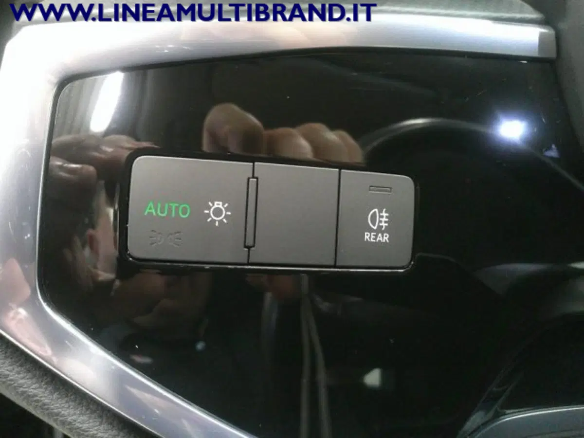 Audi Q3 Sportback usata a Piacenza (15)